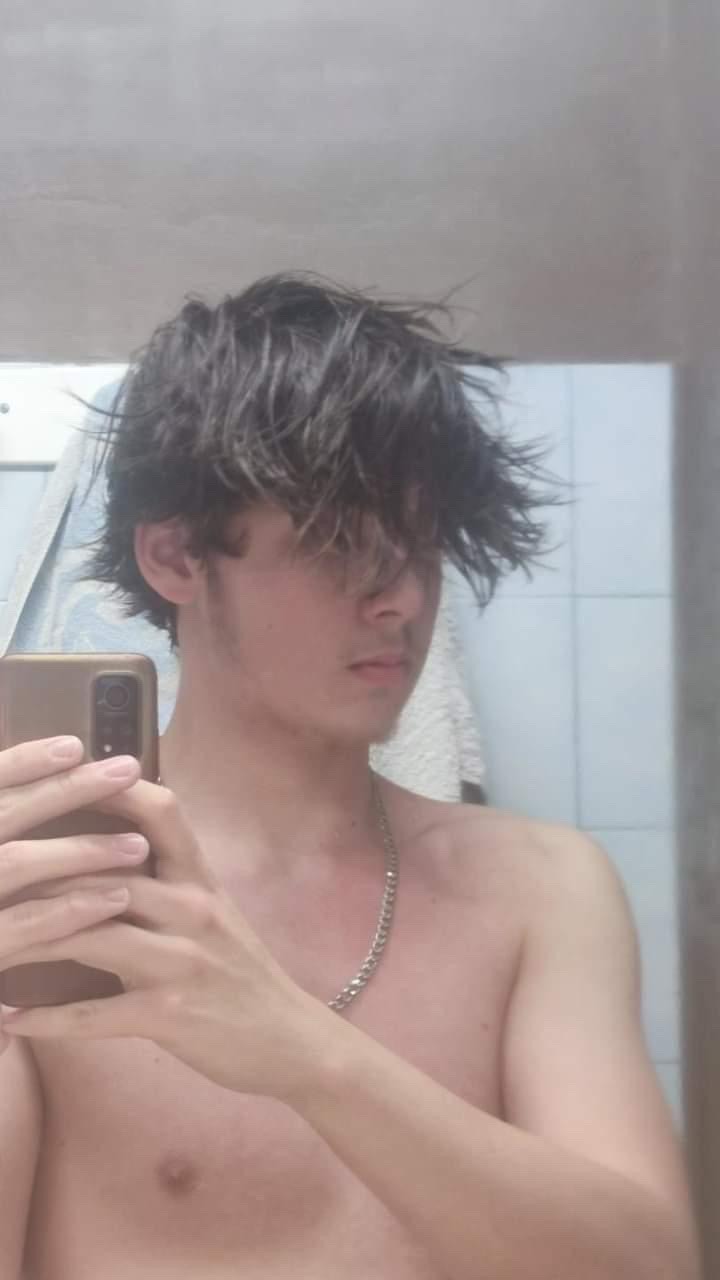 Profil de Manek